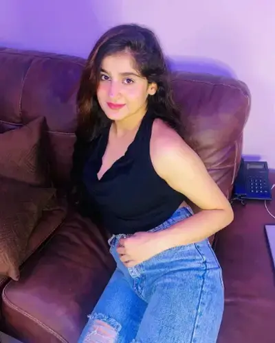 Call Girls Dhanas Cash On Delivery